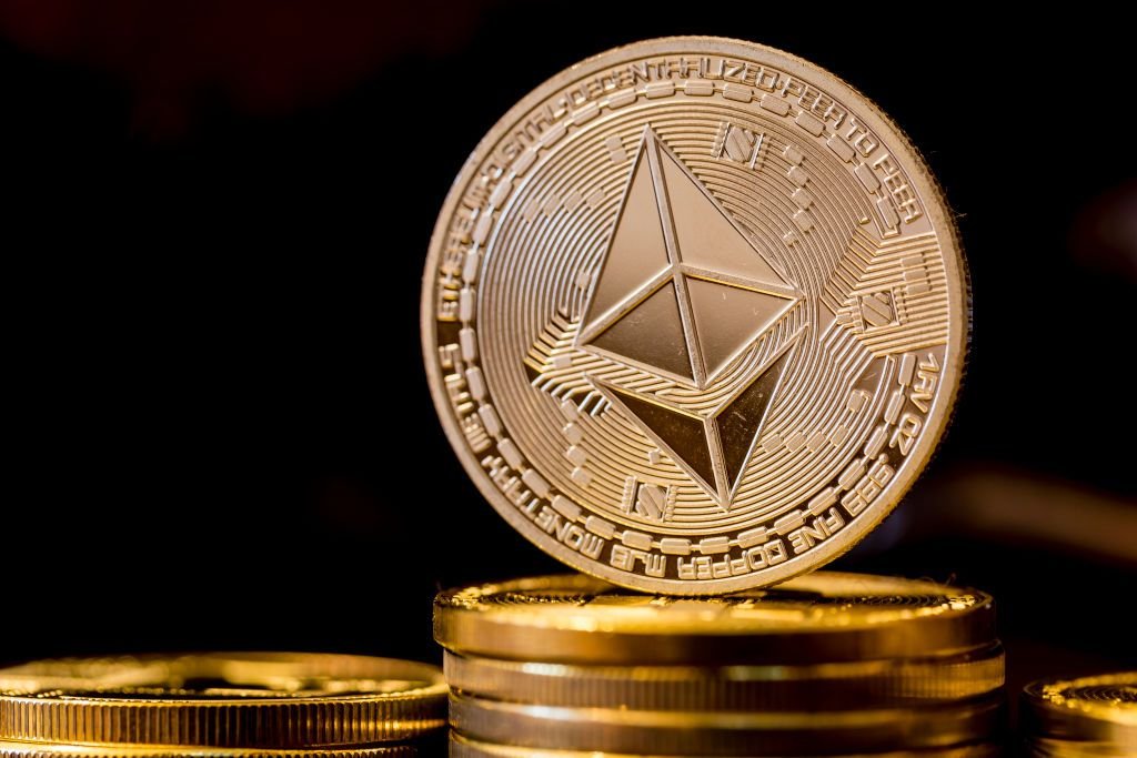 Ethereum Supply On Exchanges Fall To 2015 Levels, 3 Price Targets For Bulls