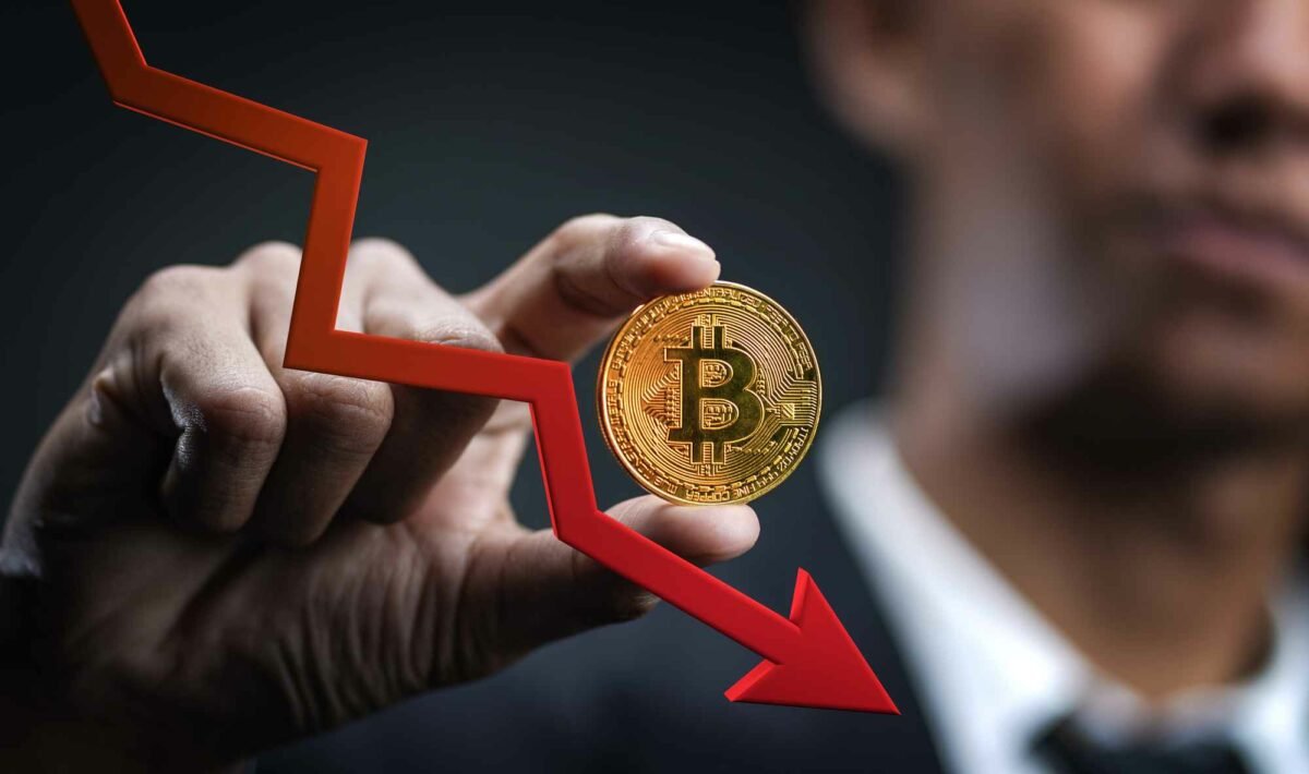 Bitcoin Price Dump At $28.5K Hints Upside Exhaustion — What’s Ahea…