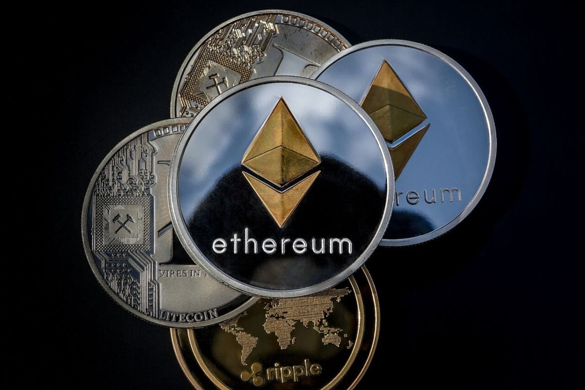 US SEC’s Ethereum ETF Approval Officially Confirms Its Non-Security Status, Says Former CFTC Chairman
